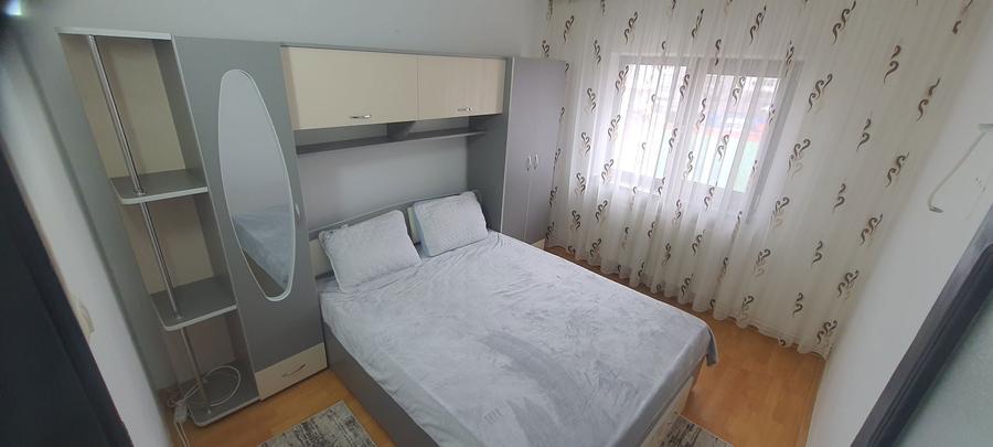 Inchiriez apart. cu 4 camere, etaj 2 din 4, Dorobanti 1, langa Sc. 7 - 3