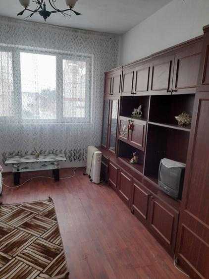 Inchiriez garsoniera - 3