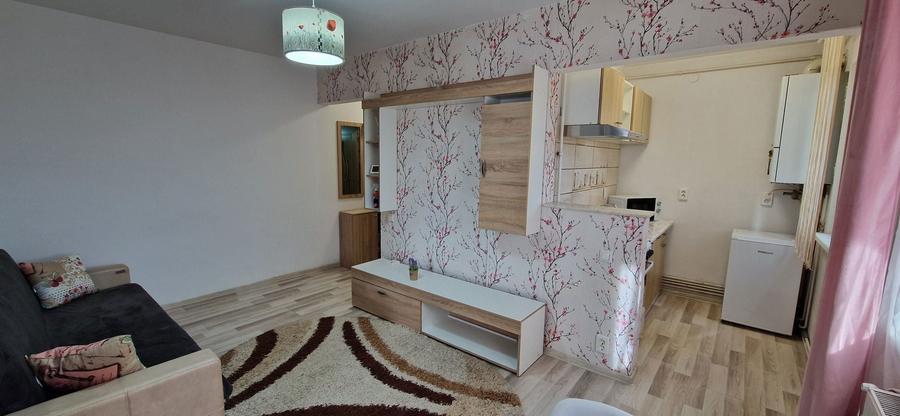 Inchiriez apartament micut si cochet - 1