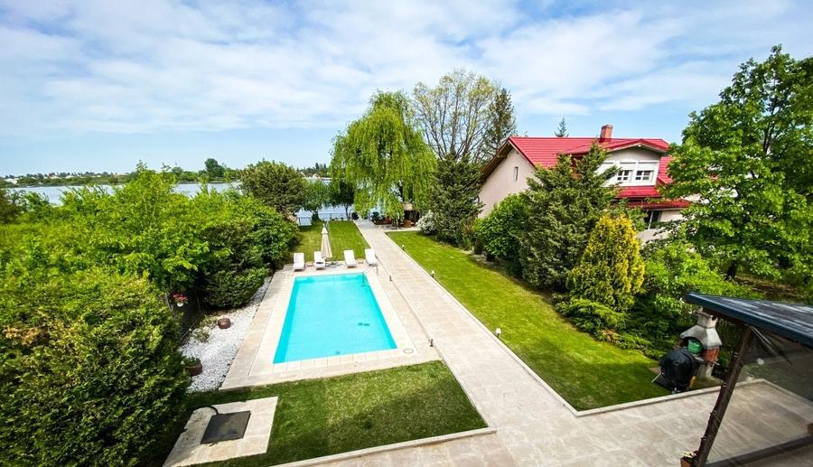 Unique villa concept in Buftea - perfect opportunity! - 18