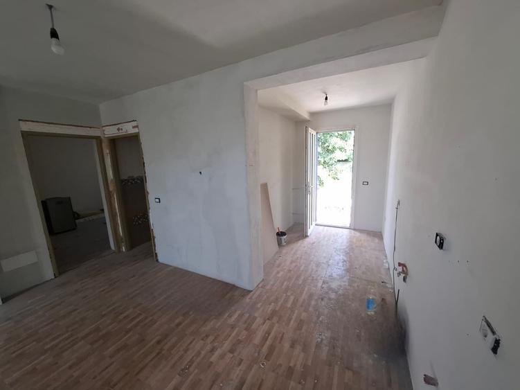 Casa de vanzare Botarlau - 10