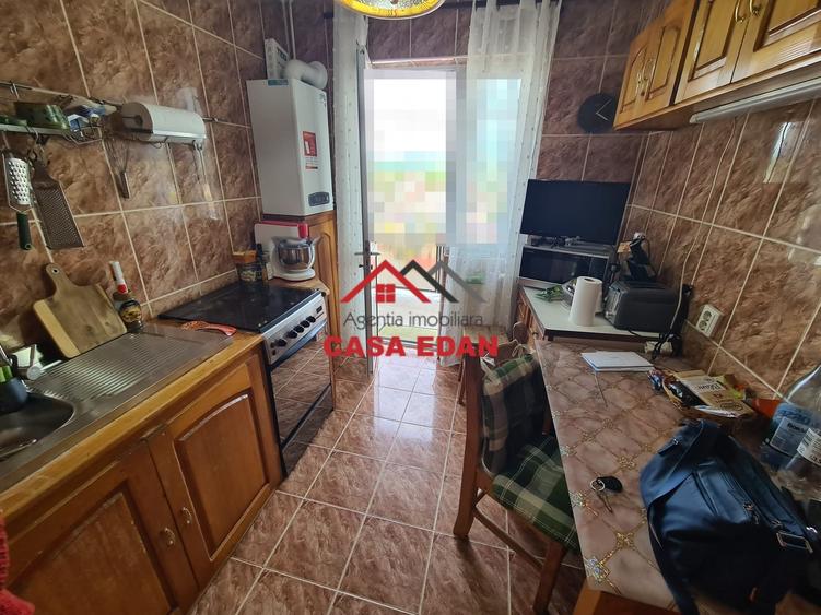 Ap 3 cam in Campina, 73 mp -- 79.000e - 7