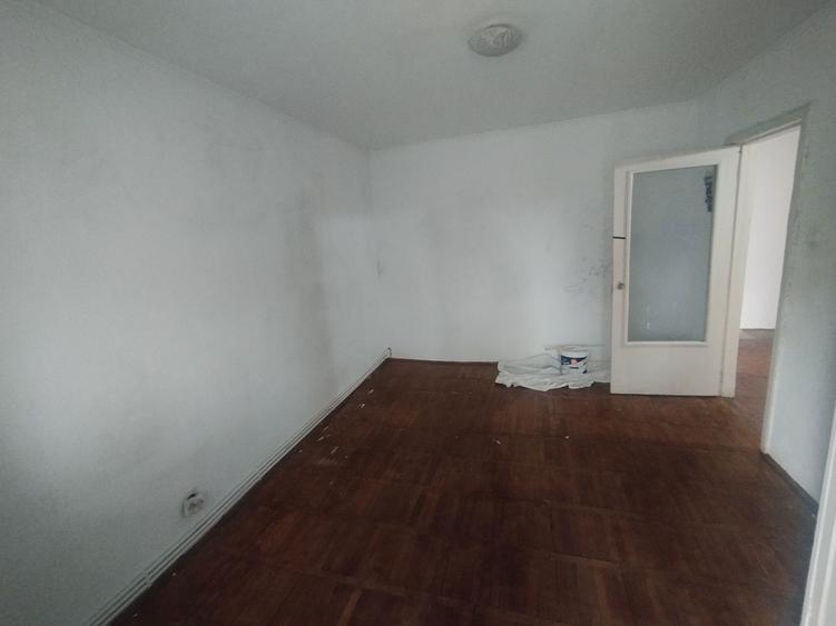 Vand apartament cu doua camere - 5