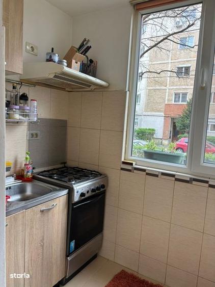 Apartament 2 camere transformat in 3 - 6