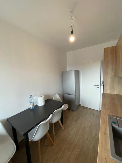 Inchiriez apartament in Sanpetru - 8