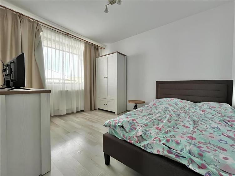 Apartament 2 Camere cu Parcare in Tractorul de Inchiriat - 8