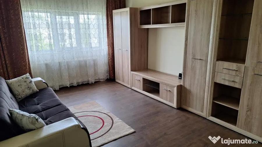 Inchiriez apartament 2 camere 54 mp - 2