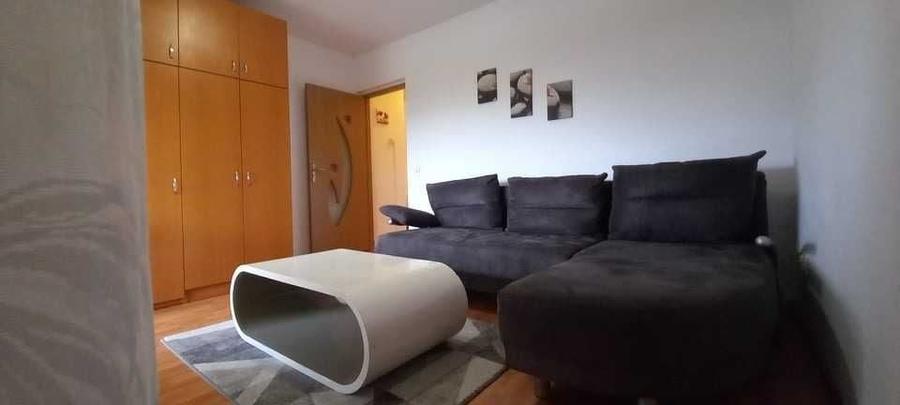 Garsonieră decomandată în Turnișor