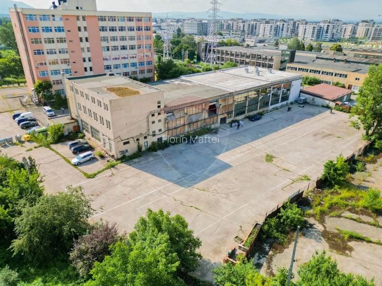Spatiu industrial de 2060mp cu teren de 3358mp de vanzare Str Turnului