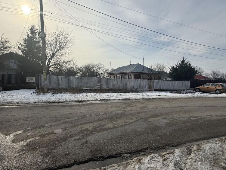 5000 mp teren Crevedia Samurcasi - 3