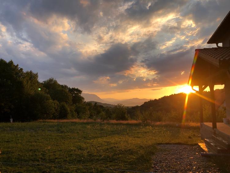 Avantajos casa in suprafata de 320 mp - 3