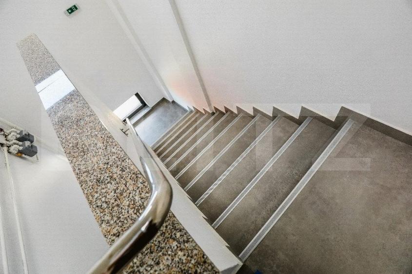 Hale si cladire birouri clasa A, 3425 mp, 7350 mp teren, zona Aeroport - 6