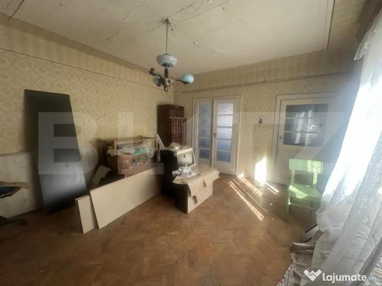 Casa de locuit, 252 mp cu 842 mp teren, zona Titulescu - 4