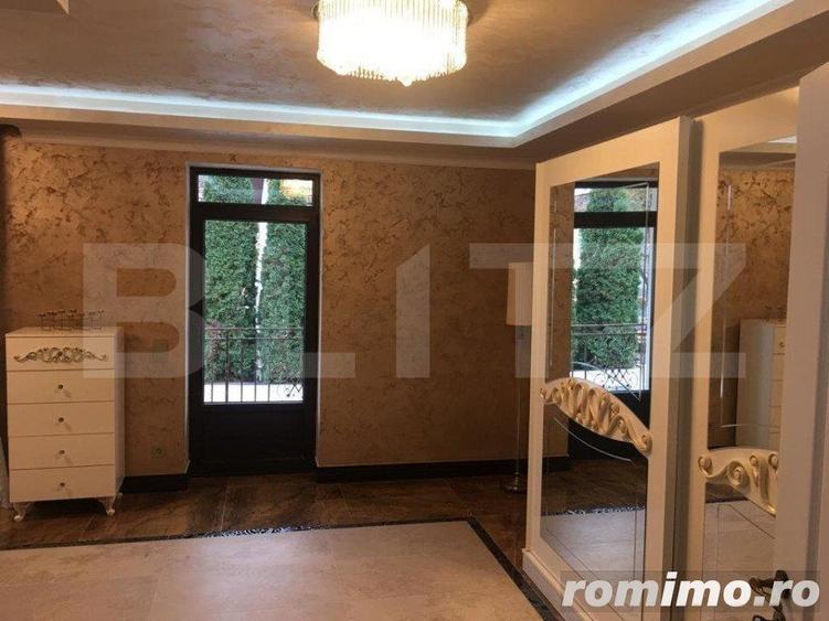Apartament cu 3 camere decomandat în Sud