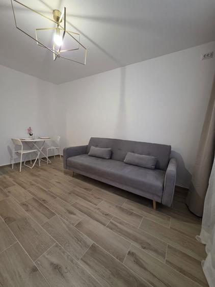Vand apartament 2 camere - 1
