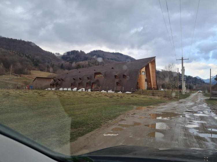 Teren - zonă turistică Râșnov, Glăjărie - 8