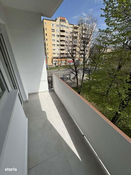 Apartament 3 camere + loc de luat masa , finisat nou , Micro 15 - 4