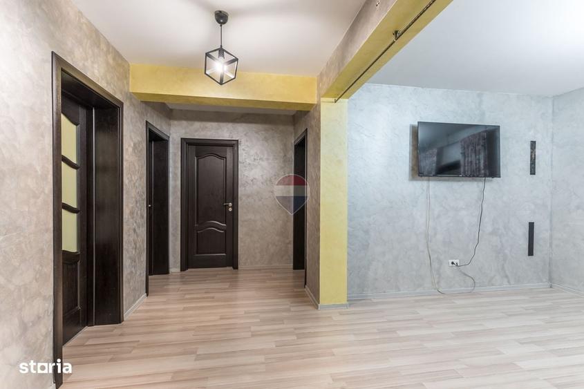 Apartament cu 3 camere semidecomandat în Valea Lupului