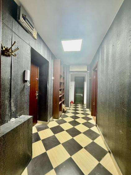 Apartament cu 3 camere decomandat în Decebal