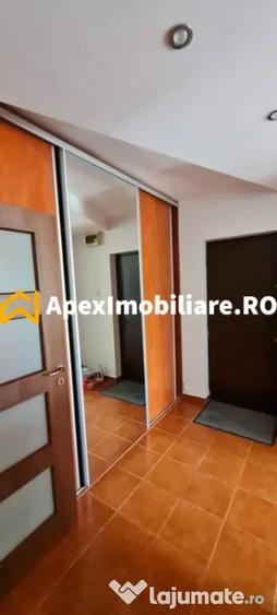 Apartament cu 2 camere semidecomandat în Panduri
