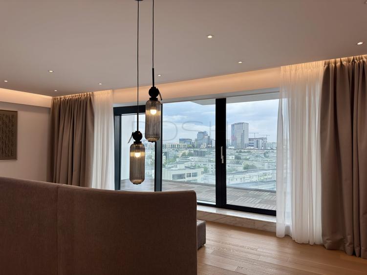 Penthouse cu 4 camere decomandat, mobilat în Herăstrău