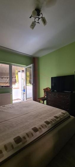 Apartament cu 2 camere decomandat, mobilat în Micro 20