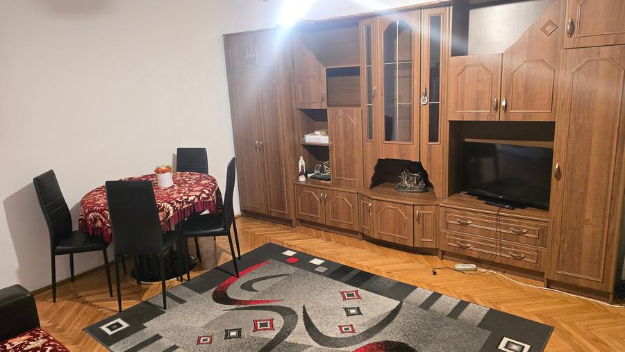 Inchiriez apartament 2 camere decomandat in Deva, Progresul (Enescu), etaj 3 - 2
