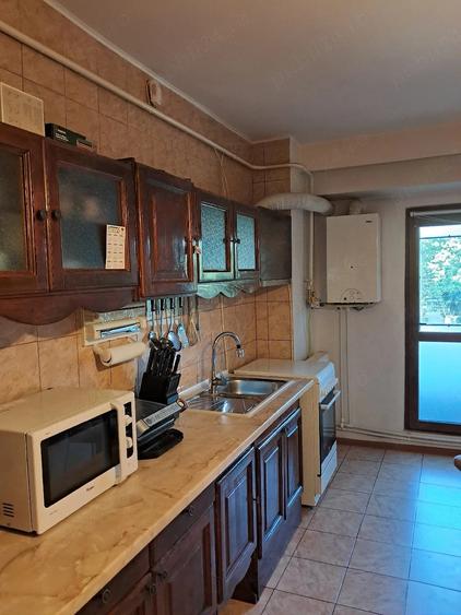 Apartament cu 2 camere decomandat în Hipodrom