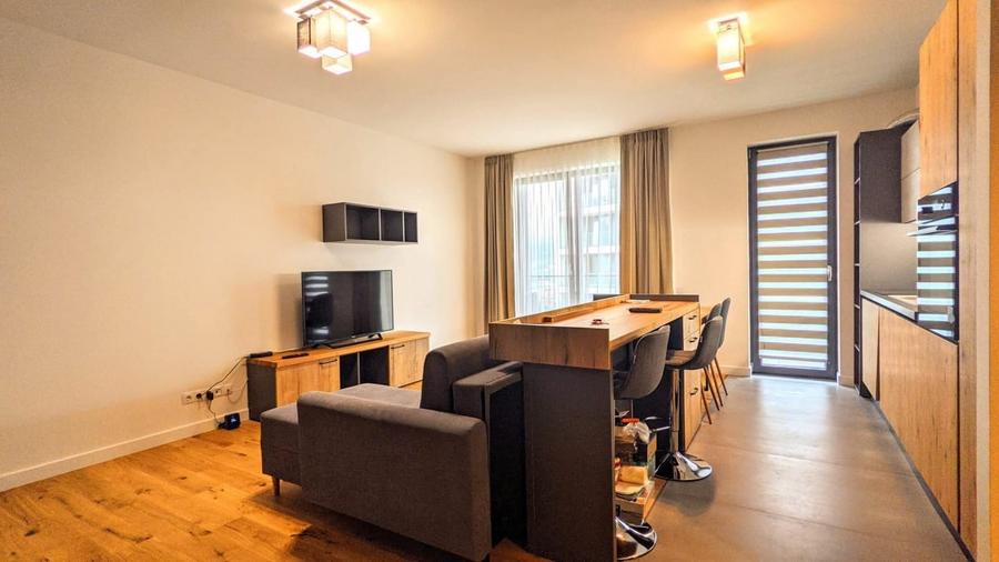 Apartament cu 2 camere semidecomandat în Zorilor
