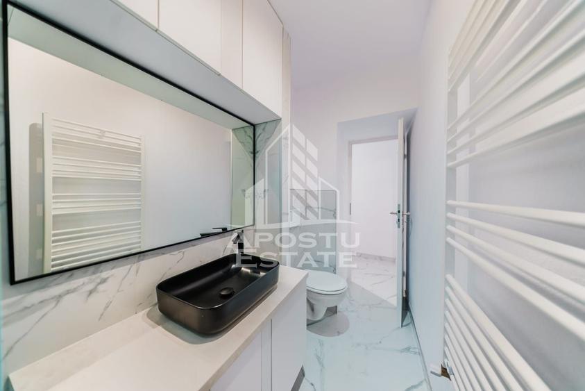 Apartament cu 2 camere semidecomandat în Aurel Vlaicu