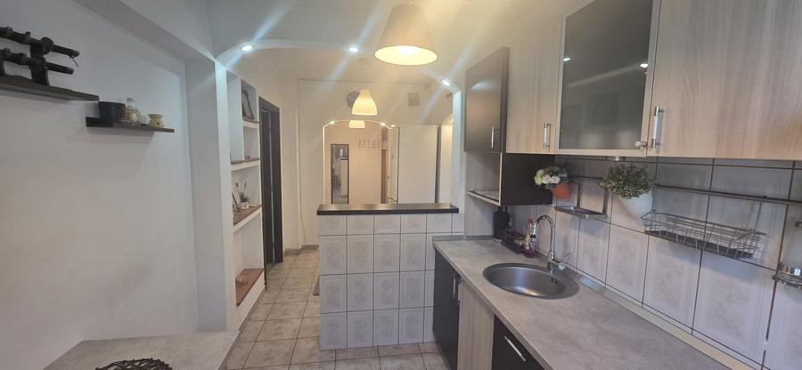 Apartament cu 2 camere decomandat în Malu Roșu