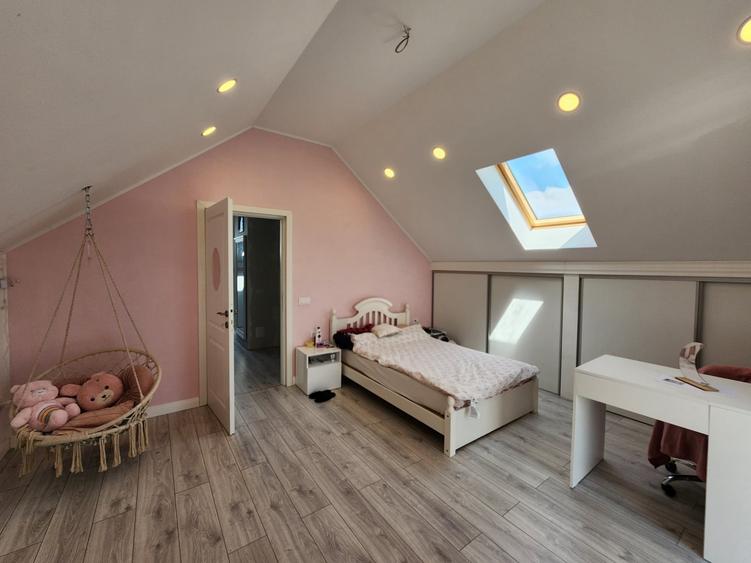 Casă individuală cu 3 camere cu Teren 360 Mp în Lunca Cetățuii