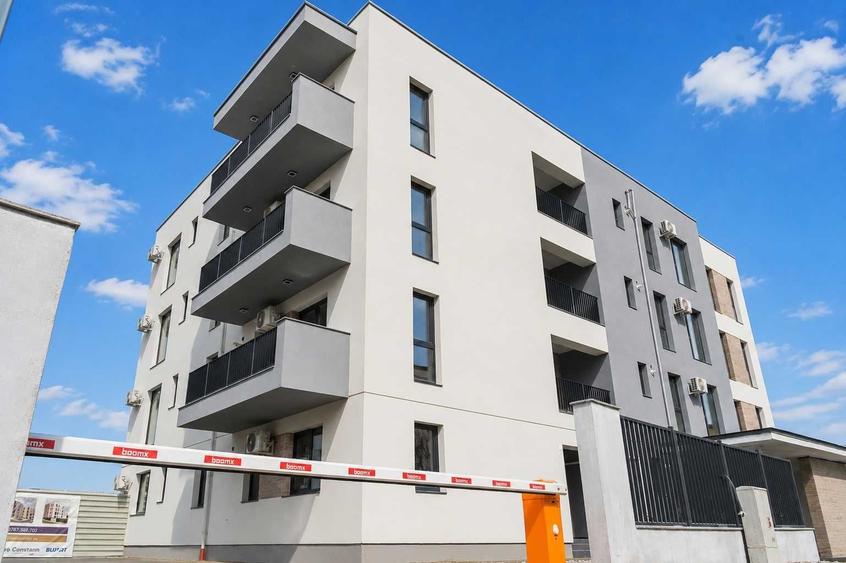 Apartament cu 3 camere decomandat în Exterior Vest