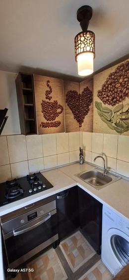 Garsonieră decomandată în Central