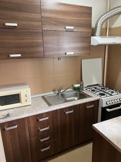 Garoniera pat de mijloc 13 min M Grigorescu / Titan DB1891 - 3