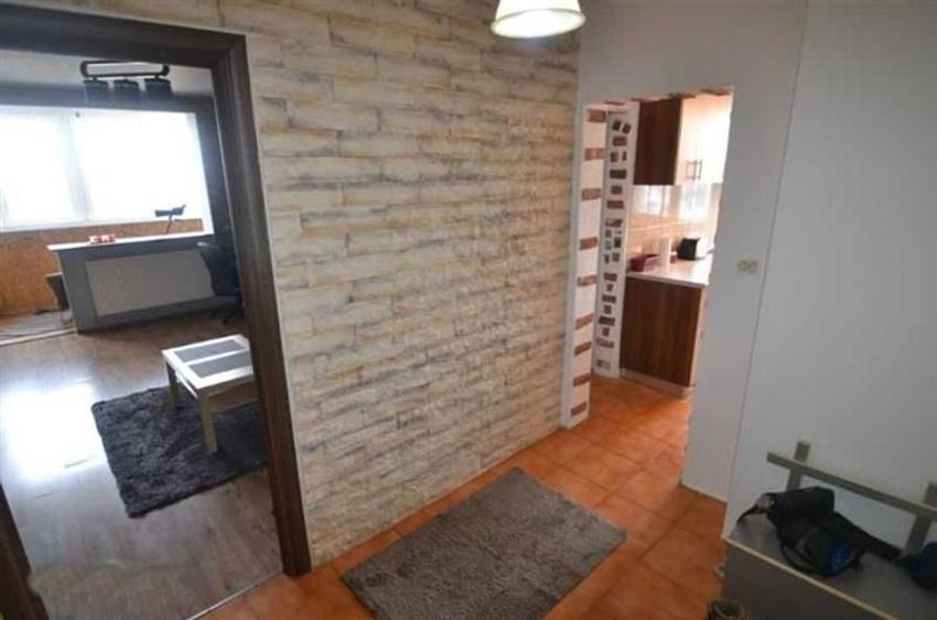 Apartament 2 camere renovat zona Astra- Saturn - 5