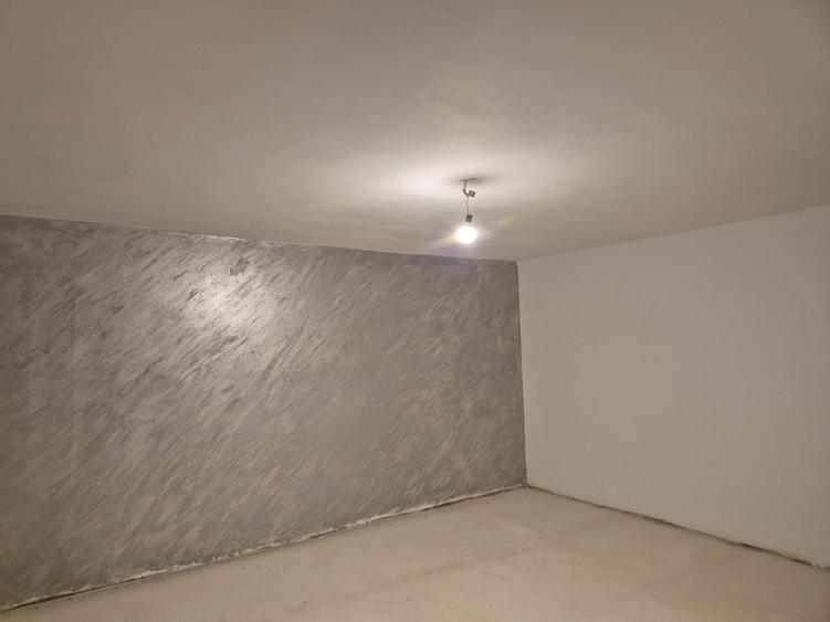 Casa de vanzare si teren - 1