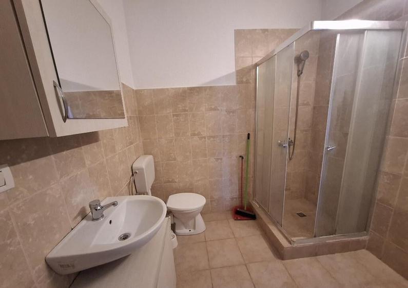 Inchiriez apartament 1 camera Zona Intim - utilitatile incluse in pret - 3