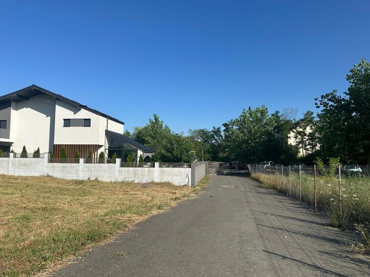 Teren  550 mp in Paradisul Verde cu Autorizatie de Construire vis a vis de SPA - 11