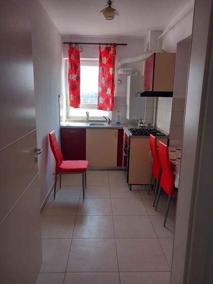 Inchiriez apartament in Brasov - 3