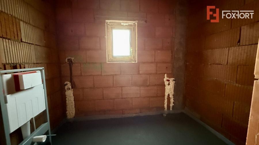 Duplex cu 3 camere si 2 bai pe parter, zona Albina - 10