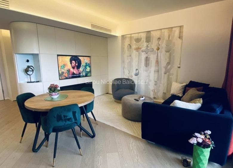 Apartament 3 camere  Lux +Loc de parcare in Complex Cortina Academy