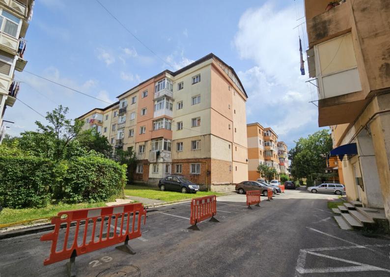 Spatiu comercial situat in Targu Jiu - Cartier Diana - 5