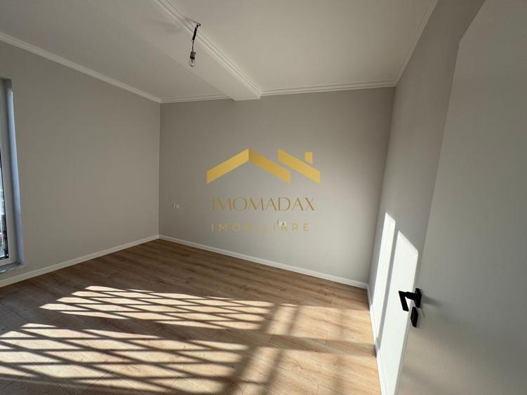 Duplex cu 3 camere cu Canalizare în Bucovăț (Remetea Mare)