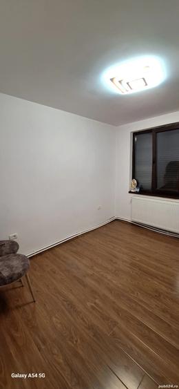 Vand ap 3 camere in orasul Babadag - 9