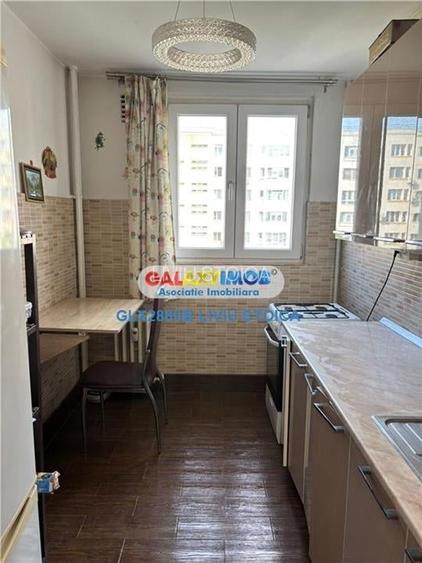Apartament cu 2 camere semidecomandat, mobilat în Obor