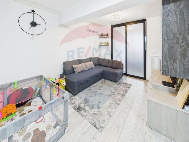 Apartament 3 camere - Titan,  balcon generos și 2 locuri de parcare - 10