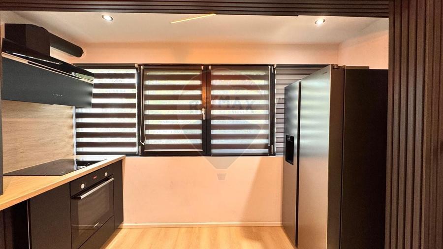 Apartament cu 4 camere, de vanzare, Tomis Nord, Rovere - 19