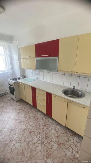 Inchiriez apartament 2 camere - 1