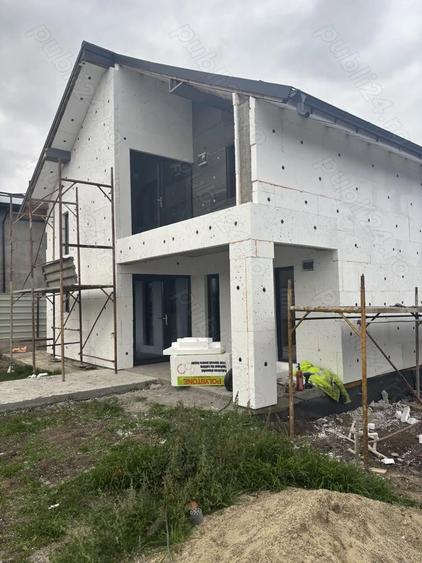 Vand casa cartier Livada in - 8